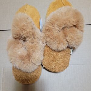 Cozy Tan Fuzzy Slippers